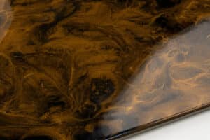 Metallic FLAME COPPER & NERO INTENSO – Pavimento in resina per colata